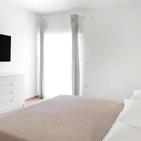 Aaa Anic Amazing Deluxe * Split