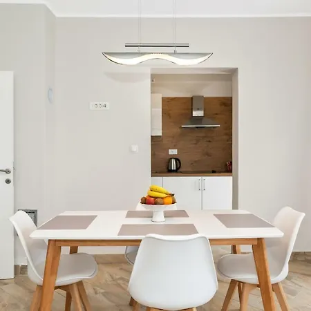 Aaa Anic Amazing Deluxe Apartman *