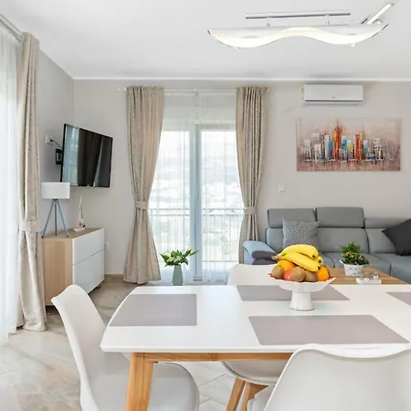 Aaa Anic Amazing Deluxe Apartman Split