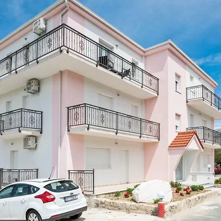 Apartman Aaa Anic Amazing Deluxe