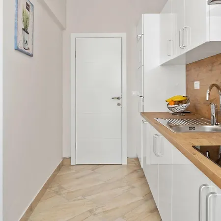 Aaa Anic Amazing Deluxe 아파트 스플리트